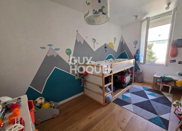 Marseille/Verduron , Bas de villa T3 de 77m² avec jardin, terrasse, piscine et garage