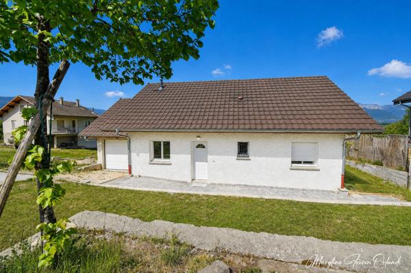 Maison récente 4 chambres avec jardin