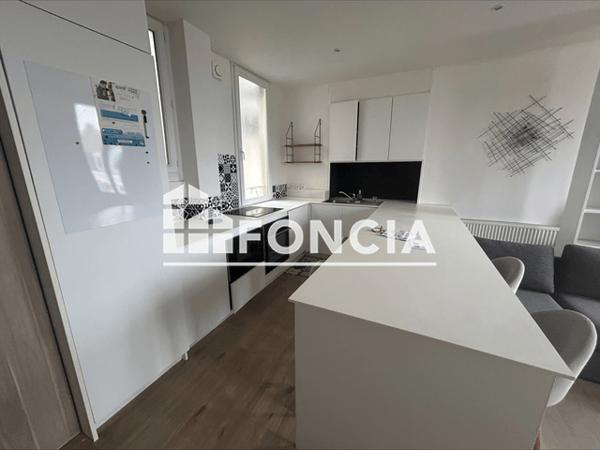 Location Appartement meublé 4 pièces 90.68 m² - 127 rue du Molinel Lille 59000