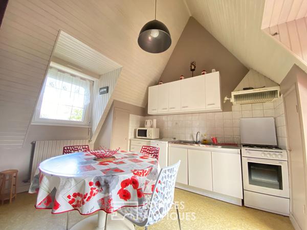 Propriété proche mer et golf intégrant un studio locatif