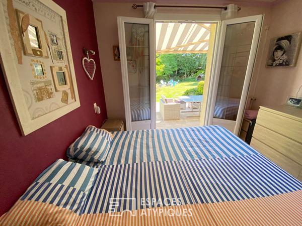 Propriété proche mer et golf intégrant un studio locatif