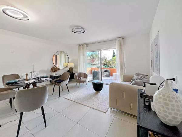 Eze Bord de mer, 2 pièces Dernier Etage avec Terrasse