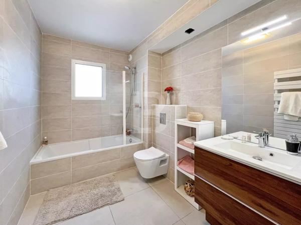 Eze Bord de mer, 2 pièces Dernier Etage avec Terrasse