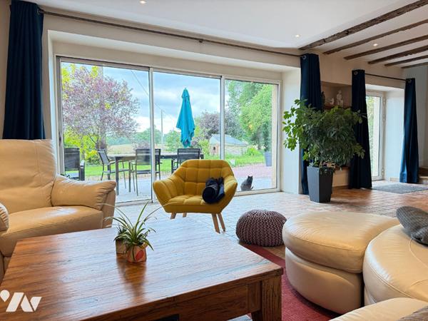 Maison ancienne rénovée avec dépendances et parc de 3800m²