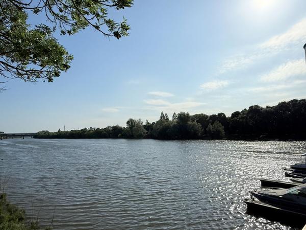 Appartement Angers de 4 pieces avec vue sur la Maine