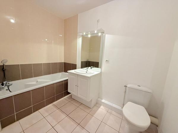 Appartement Angers de 4 pieces avec vue sur la Maine