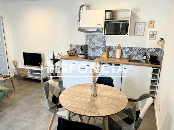 Location Appartement meublé 2 pièces 28.8 m² - Nimes 30000