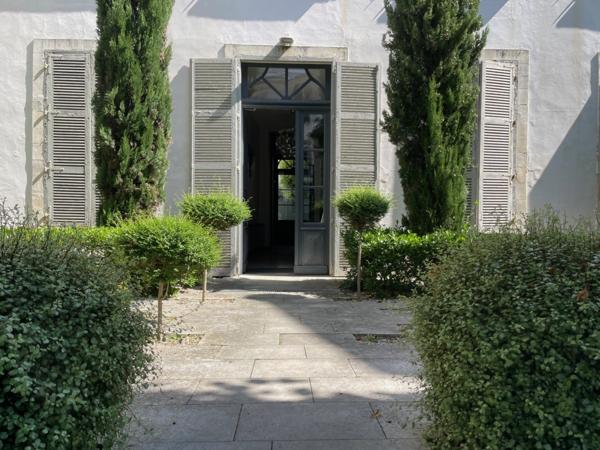 Vente Appartement La rochelle 795 000 € HAI - 93 m2 - 2 Chambres - Réf. VA2044-TERREETMER17_