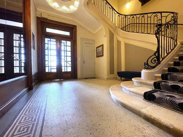 Vente Appartement La rochelle 1 965 600 € HAI - 145 m2 - 3 Chambres - Réf. VA2042-TERREETMER17_