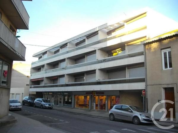 Appartement F4 à vendre  4 pièces - 92,75 m 2   BAGNOLS SUR CEZE  - 30
