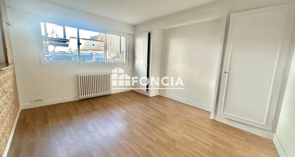 Location Studio 26.26 m² - Boulogne-billancourt 92100