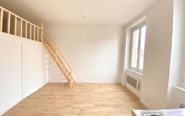 Appartement à louer    1 pièce • 26,15 m2 Lyon 1