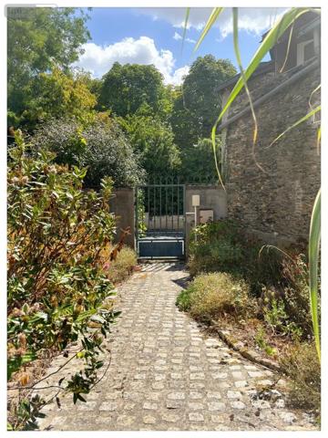 Achat - Maison Avrillé 49240 7 pièces 157 m 2 1796 m 2
