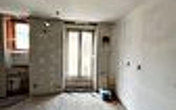 Immeuble à vendre    2 pièces •  Saint-Just-en-Chevalet