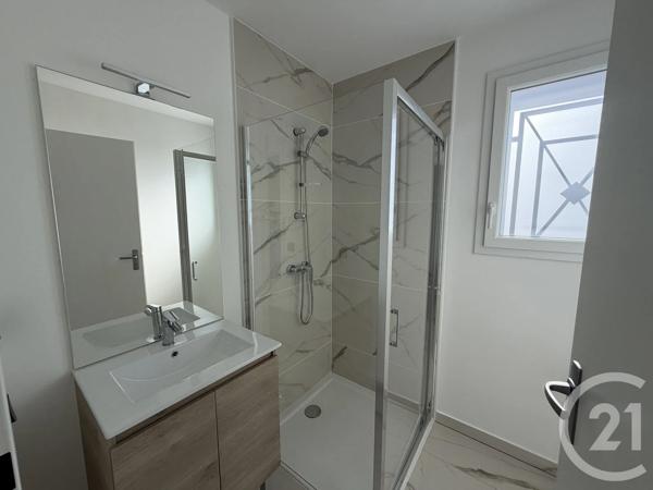Maison à vendre  5 pièces - 130,75 m 2   BRUGUIERES  - 31