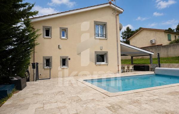 Maison de 201 m²