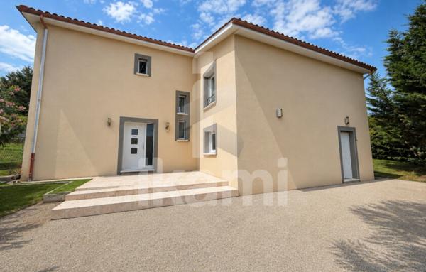 Maison de 201 m²