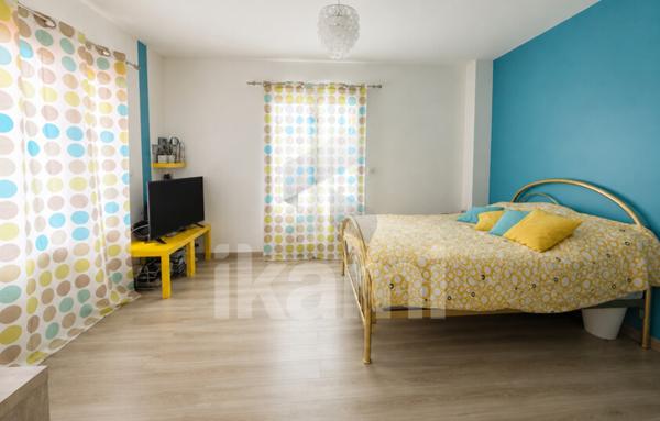 Maison de 201 m²