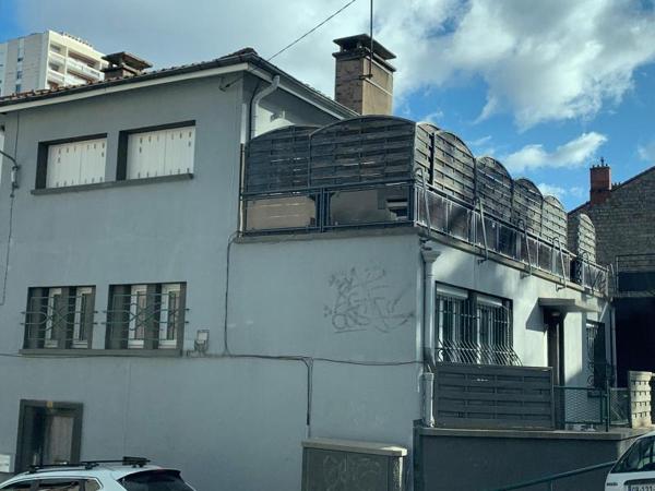 Appartement 3 pièces de 58 m² à Saint etienne