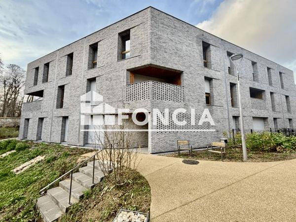 Location Studio 29.6 m² - 3 rue Saint-Charles Versailles 78000