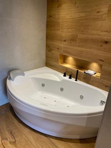 Saint-Méloir-des-Ondes (35350) Maison d'architecte de 2025