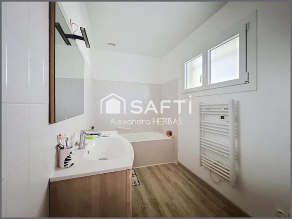 CESTAS – PROCHE BOURG – 4 CHAMBRES – PISCINE – FORT POTENTIEL