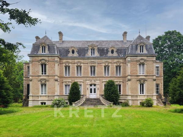 Château Napoléon III avec parc et piscine – À 20 min d’Amiens