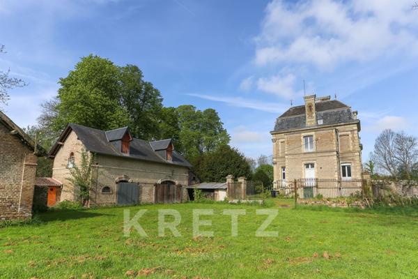 Château Napoléon III avec parc et piscine – À 20 min d’Amiens