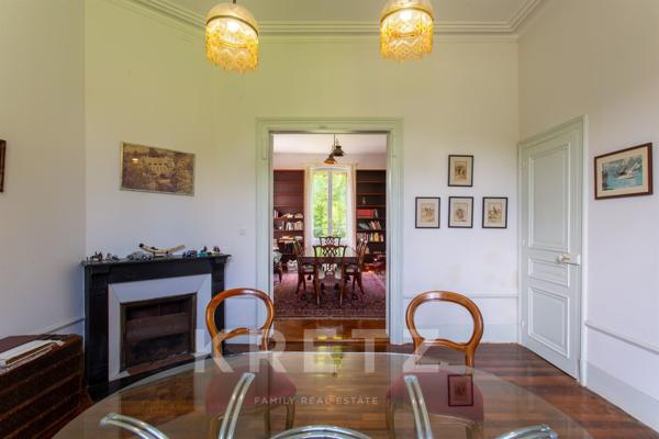 Château Napoléon III avec parc et piscine – À 20 min d’Amiens