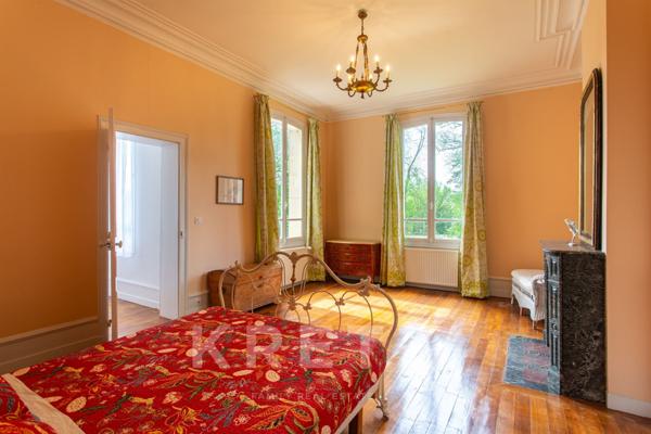 Château Napoléon III avec parc et piscine – À 20 min d’Amiens