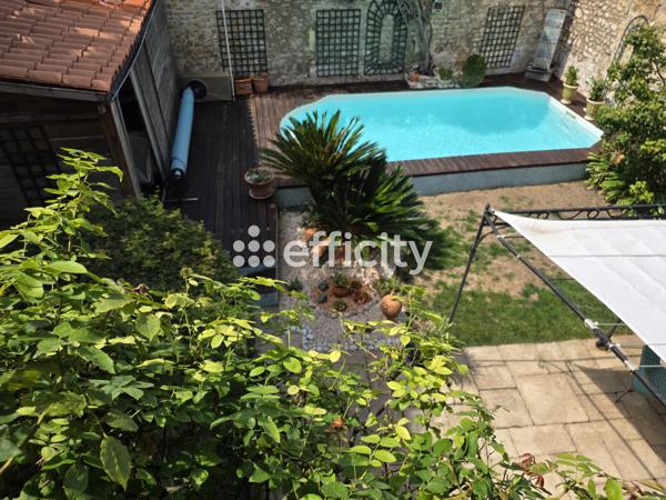 Maison
         7 pièces
        - 211 m² Bien prestige 499 990 € *