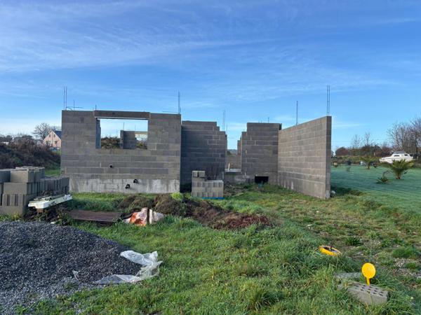 Maison à SAINT-JEAN-LA-POTERIE, 56350 - 5 pièces 145m²