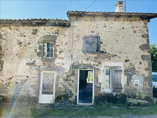 Maison à vendre |  Lessac |  2 pièces | 40 m²