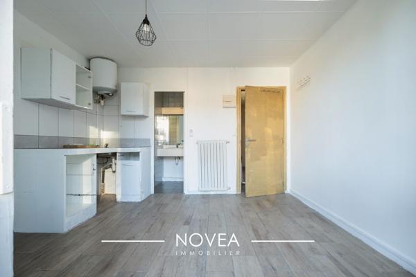 Studio de 17,95 m² avec terrasse – Lyon 8e / Grange Blanche