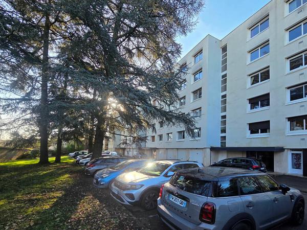 Appartement Ecully 5 pièce(s) 96.71 m2