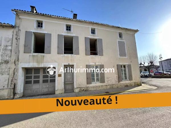 Vente Maison 9 pièces 174 m2 à Beauvais-sur-Matha