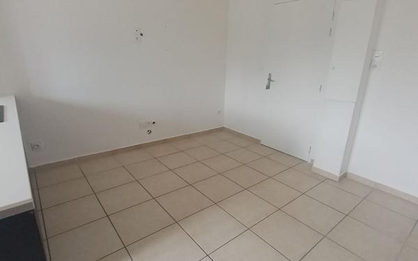 Appartement à vendre    2 pièces • 36 m2 Rives
