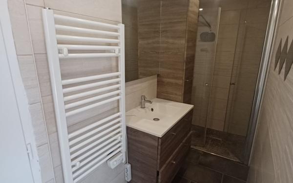 Appartement à vendre    2 pièces • 36 m2 Rives