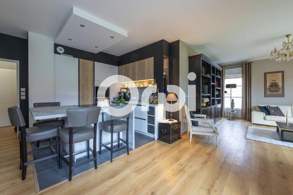 Appartement à vendre    4 pièces • 100 m2 Mérignies