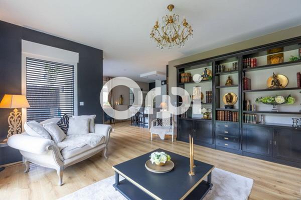 Appartement à vendre    4 pièces • 100 m2 Mérignies