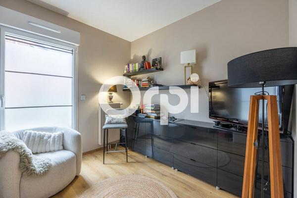 Appartement à vendre    4 pièces • 100 m2 Mérignies