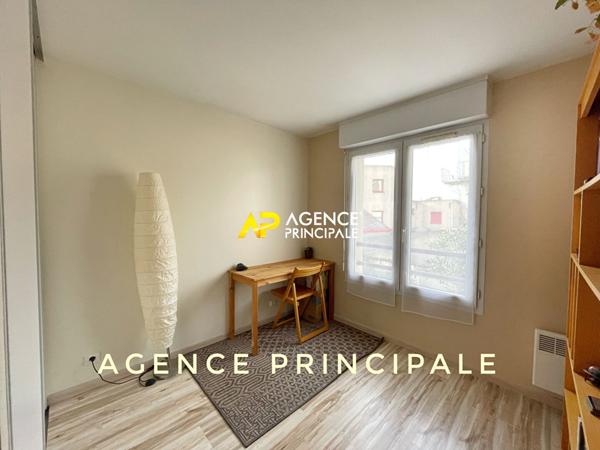 ARGENTEUIL, 5 minutes à pied de la gare du centre ville, Appartement de 4 pièces 3 chambres avec balcon et 2 places de parkings . €275 000 ** - Référence 4492