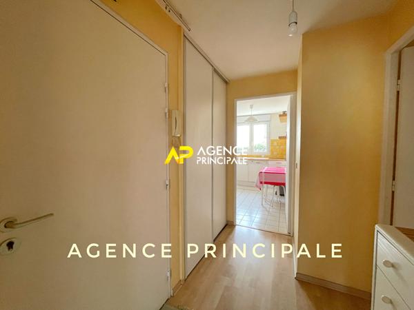 ARGENTEUIL, 5 minutes à pied de la gare du centre ville, Appartement de 4 pièces 3 chambres avec balcon et 2 places de parkings . €275 000 ** - Référence 4492