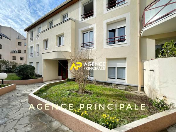 ARGENTEUIL, 5 minutes à pied de la gare du centre ville, Appartement de 4 pièces 3 chambres avec balcon et 2 places de parkings . €275 000 ** - Référence 4492