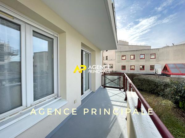 ARGENTEUIL, 5 minutes à pied de la gare du centre ville, Appartement de 4 pièces 3 chambres avec balcon et 2 places de parkings . €275 000 ** - Référence 4492