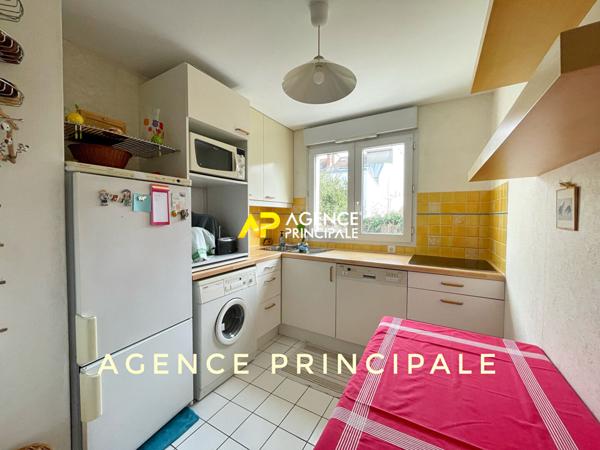 ARGENTEUIL, 5 minutes à pied de la gare du centre ville, Appartement de 4 pièces 3 chambres avec balcon et 2 places de parkings . €275 000 ** - Référence 4492
