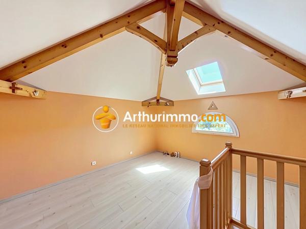 Vente                                                      Maison
                        
                     5 pièces                      145 m2                     à Ruy-Montceau