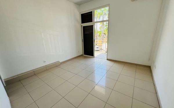 Appartement à louer    2 pièces •  Cayenne