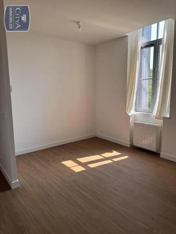 Appartement à louer 3 pièces 61.38m² Blaye (33390)