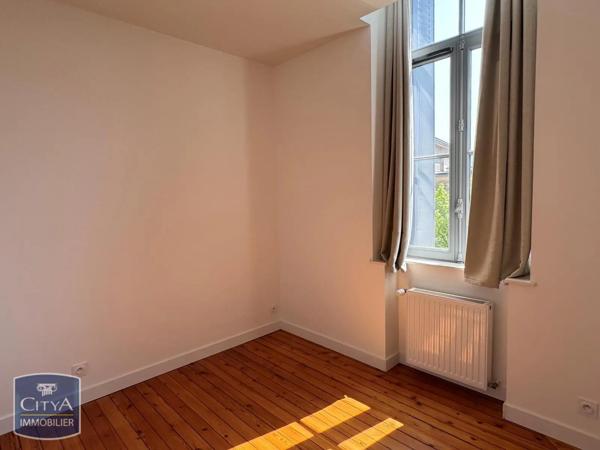 Appartement à louer 3 pièces 61.38m² Blaye (33390)